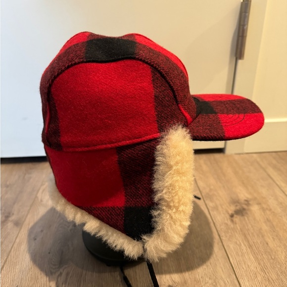 New WOT Filson Double Mackinaw Red and Black Wool Hat - Picture 2 of 8